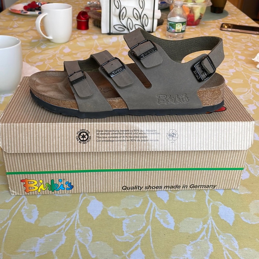 Like New with Box Birki’s by Birkenstock Buckle Sandals, Euro 38, US 7.5-8